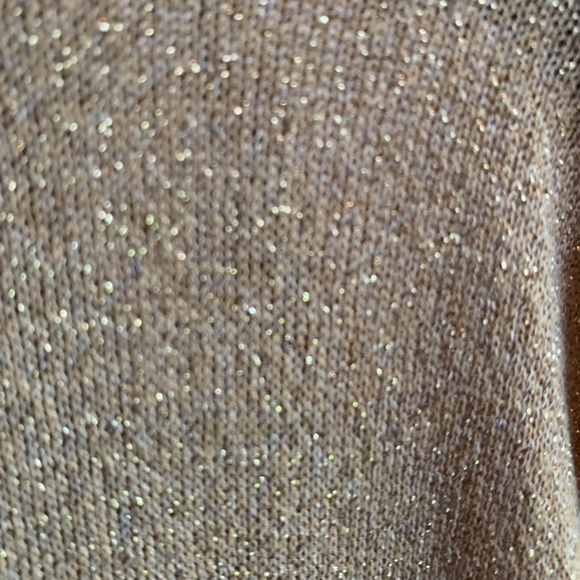 Draped neck gold shimmer top! - Picture 5 of 6